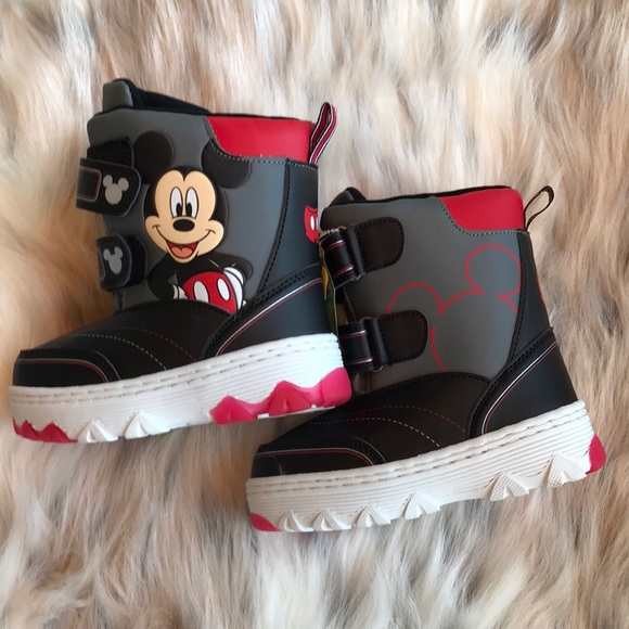 mickey mouse snow boots